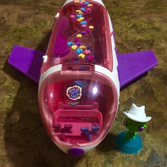 Littlest Pet Shop Plane with Turtle - Picture 1 of 6